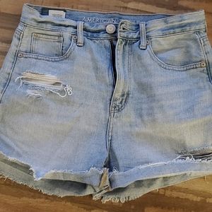 AE Mom Denim Short